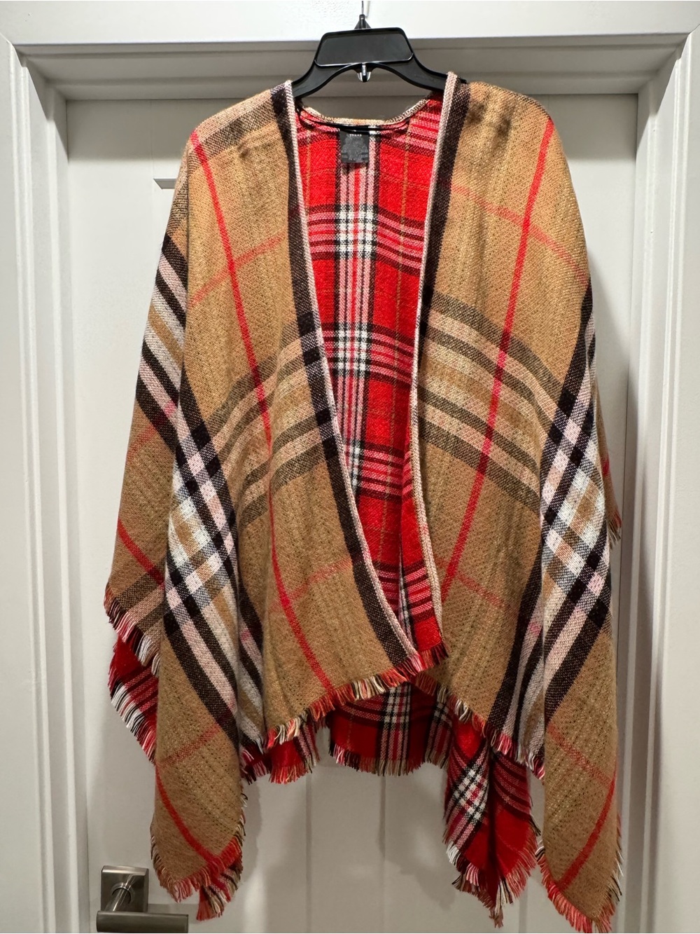 NWOT V.FRAAS Reversible Plaid Women's Poncho Cape Ruana - Tan/Red/White/Black